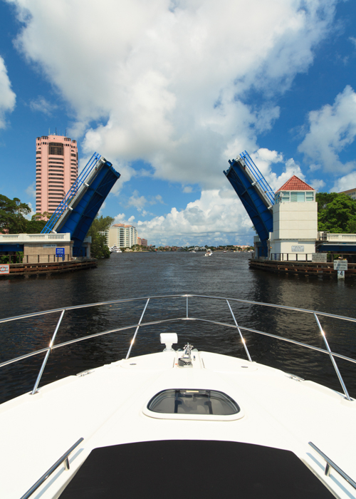 Fort Lauderdale Intracoastal Waterway by Fotoluminate                LLC_Shutterstock.com