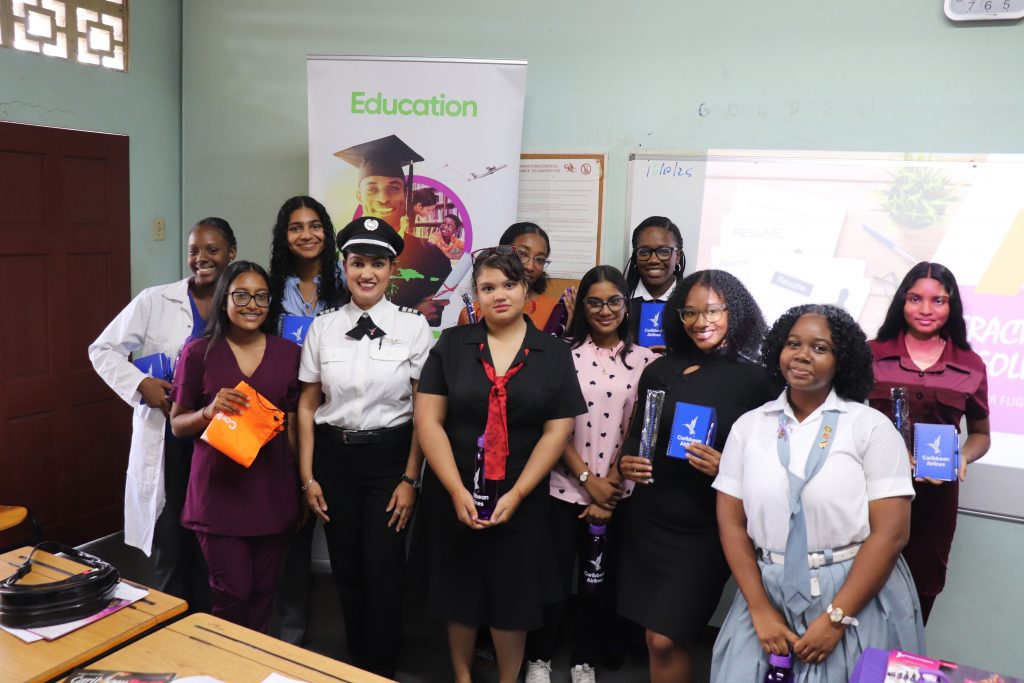 Group-pic-with-pilot