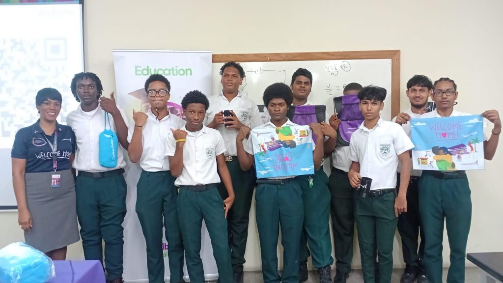 Avyann with students